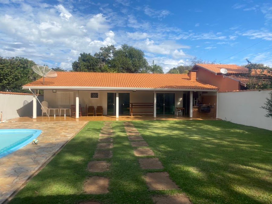Casa com piscina à venda no Balneário Costa Azul em Avaré