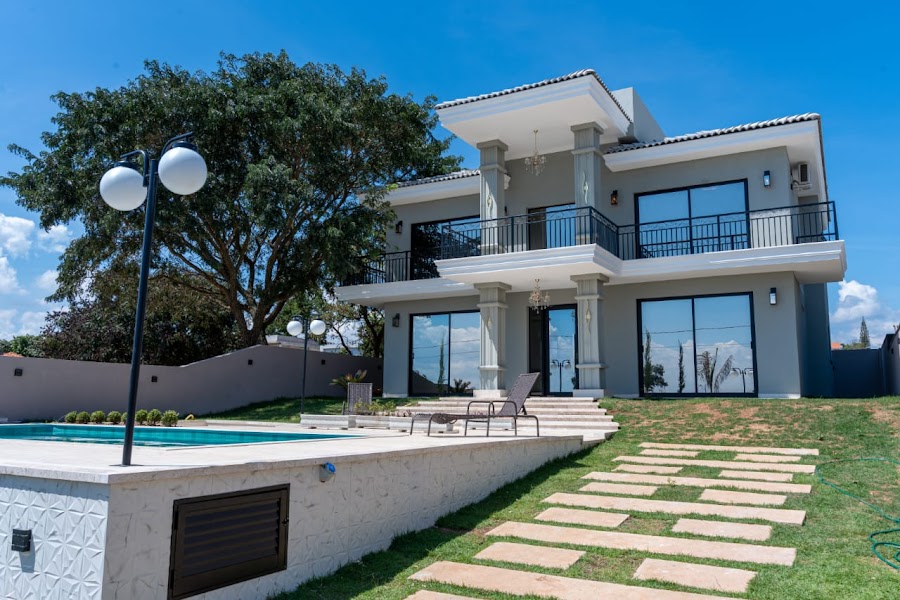 Casa à venda no Condomínio Riviera de Santa Cristina XIII