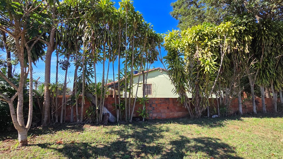Casa no condomínio O Estribo