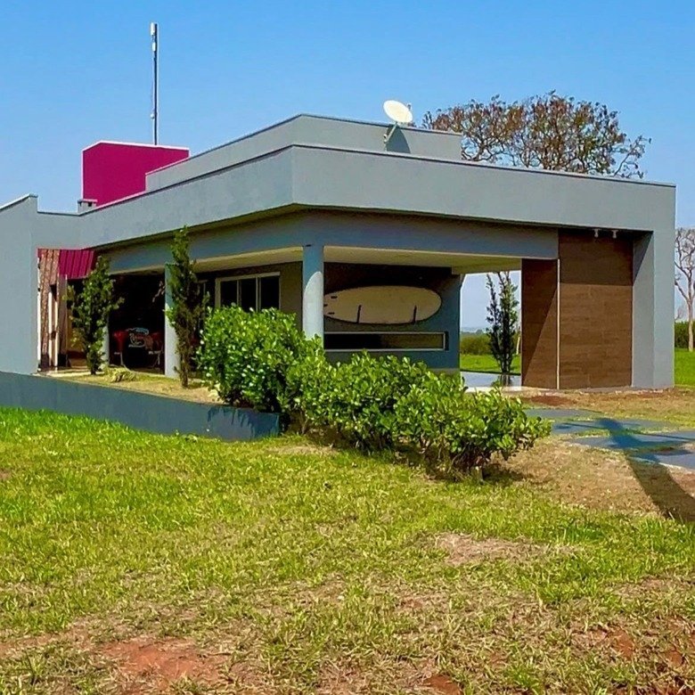 Casa na represa à venda no Riviera de Santa Cristina IV