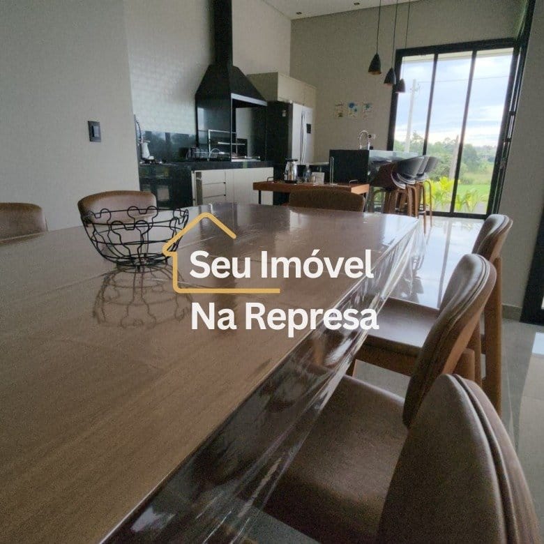Casa à venda no Condomínio Riviera de Santa Cristina XIII OR02-M