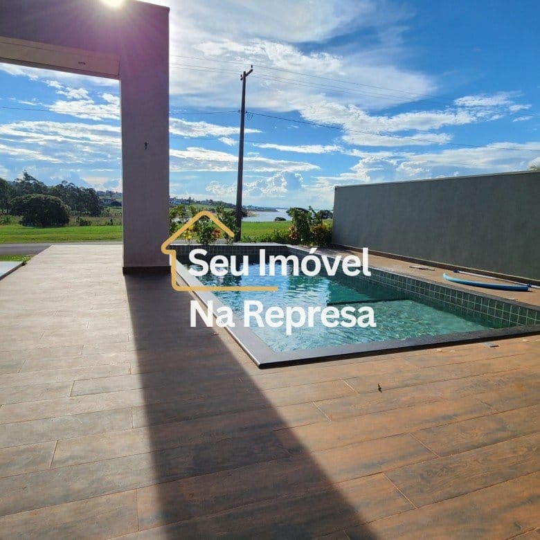 Casa à venda no Condomínio Riviera de Santa Cristina XIII OR02-M