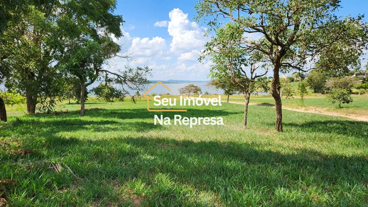 Terreno à venda Condomínio Riviera de Santa Cristina XIII US07-M