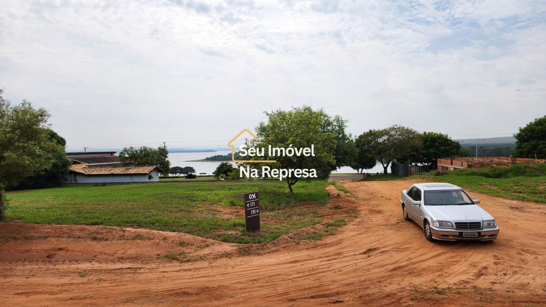 Terreno à venda Condomínio Riviera de Santa Cristina XIII
