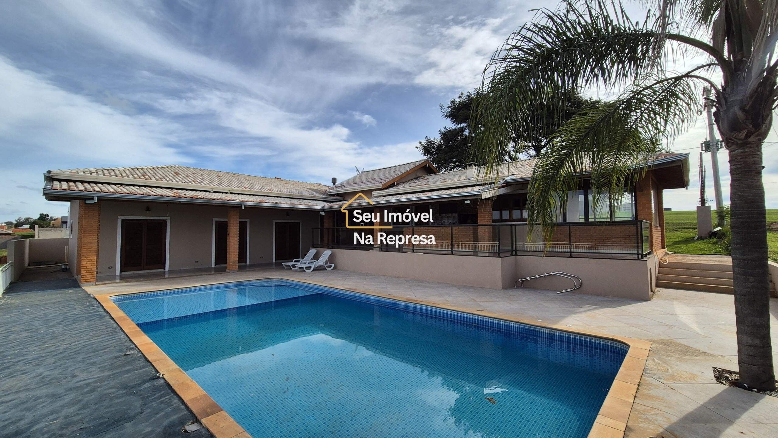 Casa à venda no Riviera de Santa Cristina XIII