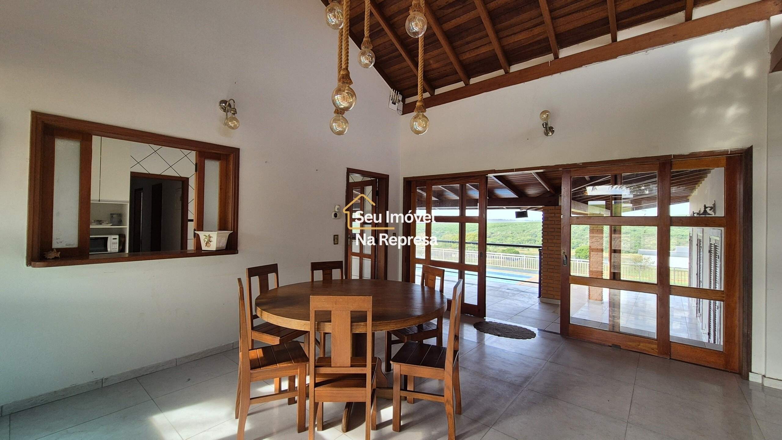 Casa à venda no Riviera de Santa Cristina XIII
