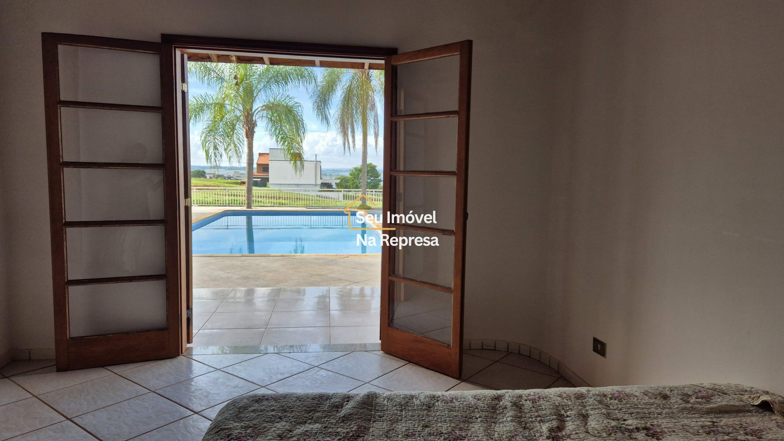 Casa à venda no Riviera de Santa Cristina XIII