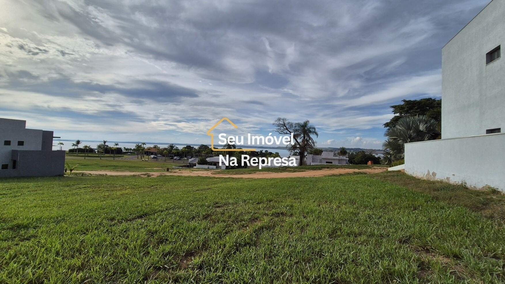 Terreno / Lote à venda no Riviera de Santa Cristina XIII