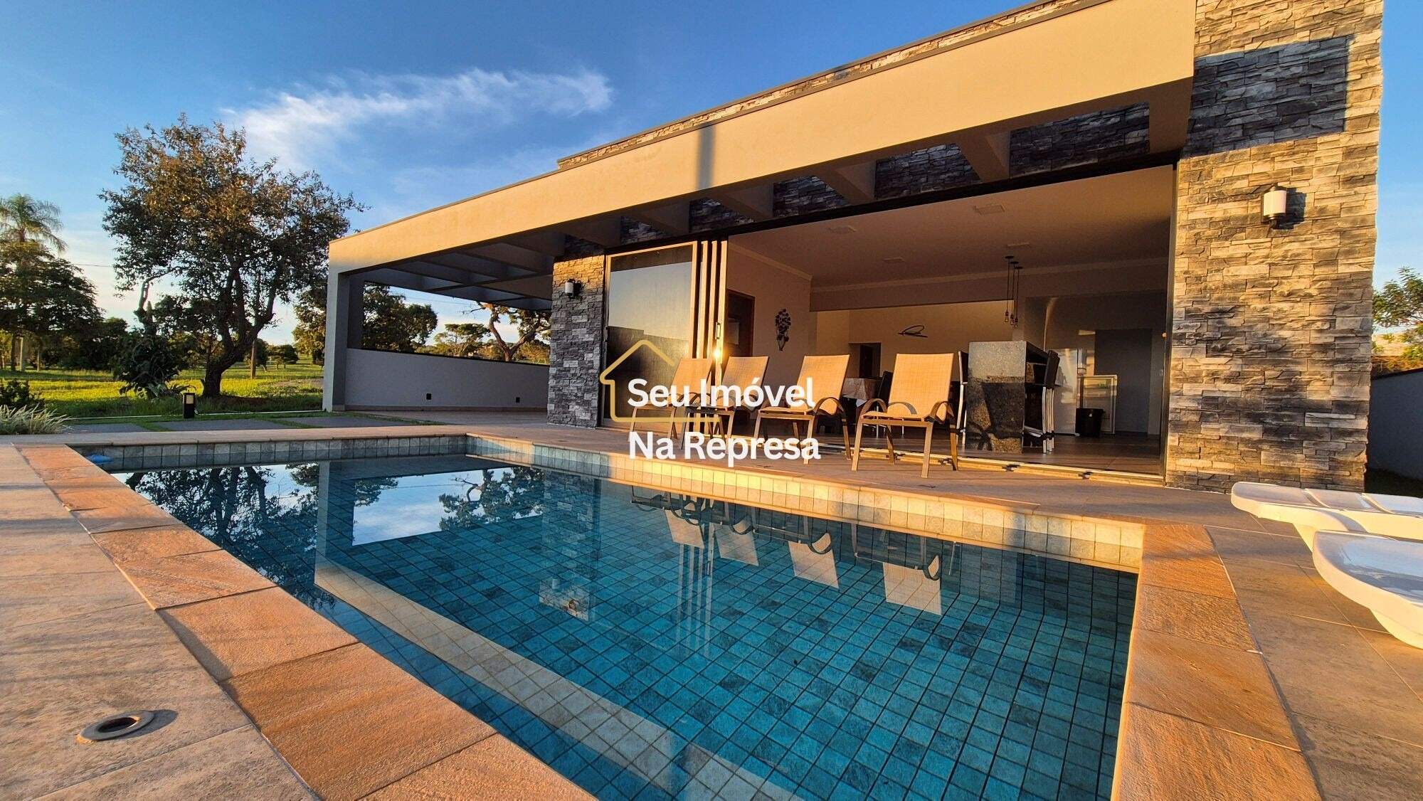 Casa à venda no Riviera de Santa Cristina XIII
