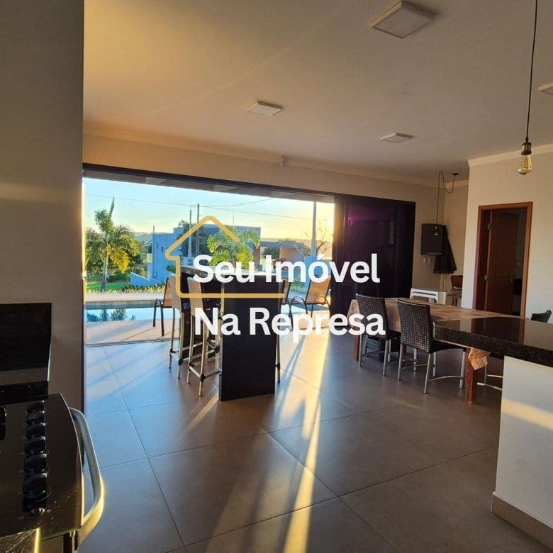Casa à venda no Riviera de Santa Cristina XIII