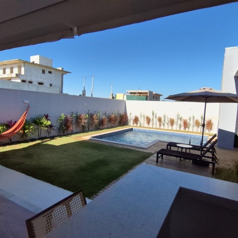 Casa à venda no Condomínio Riviera de Santa Cristina XIII HZC16II