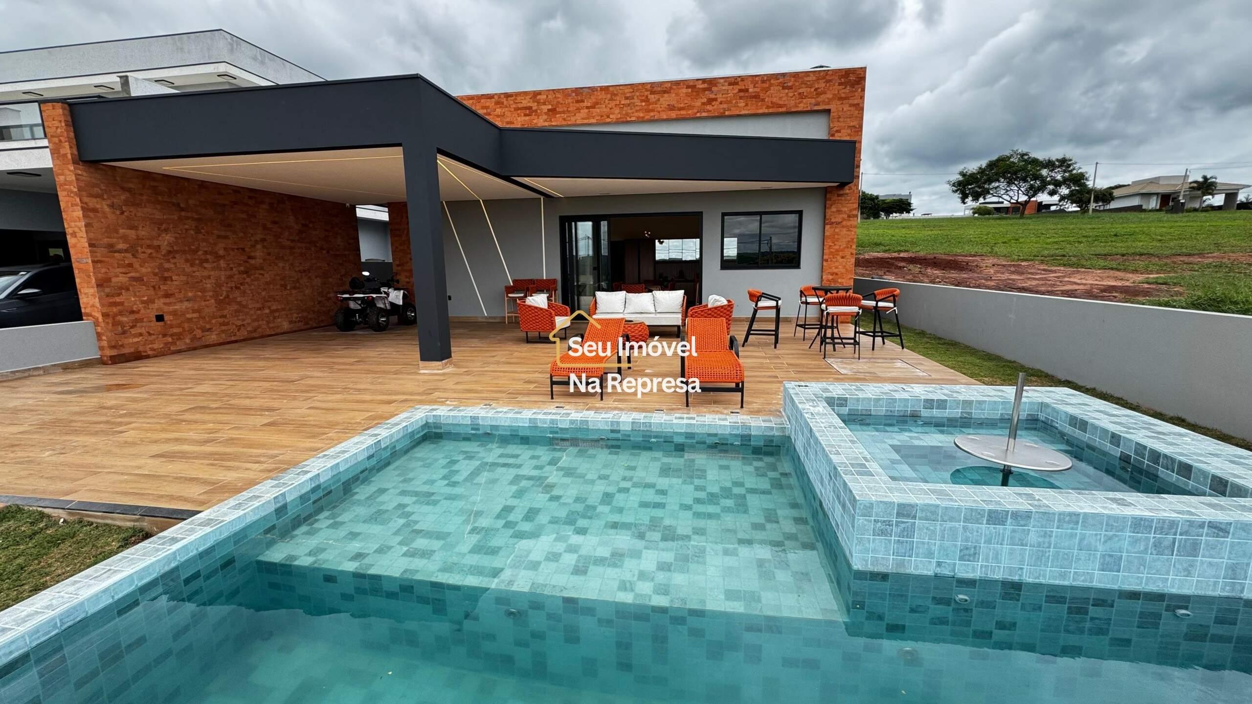 Casa à venda no Riviera de Santa Cristina II