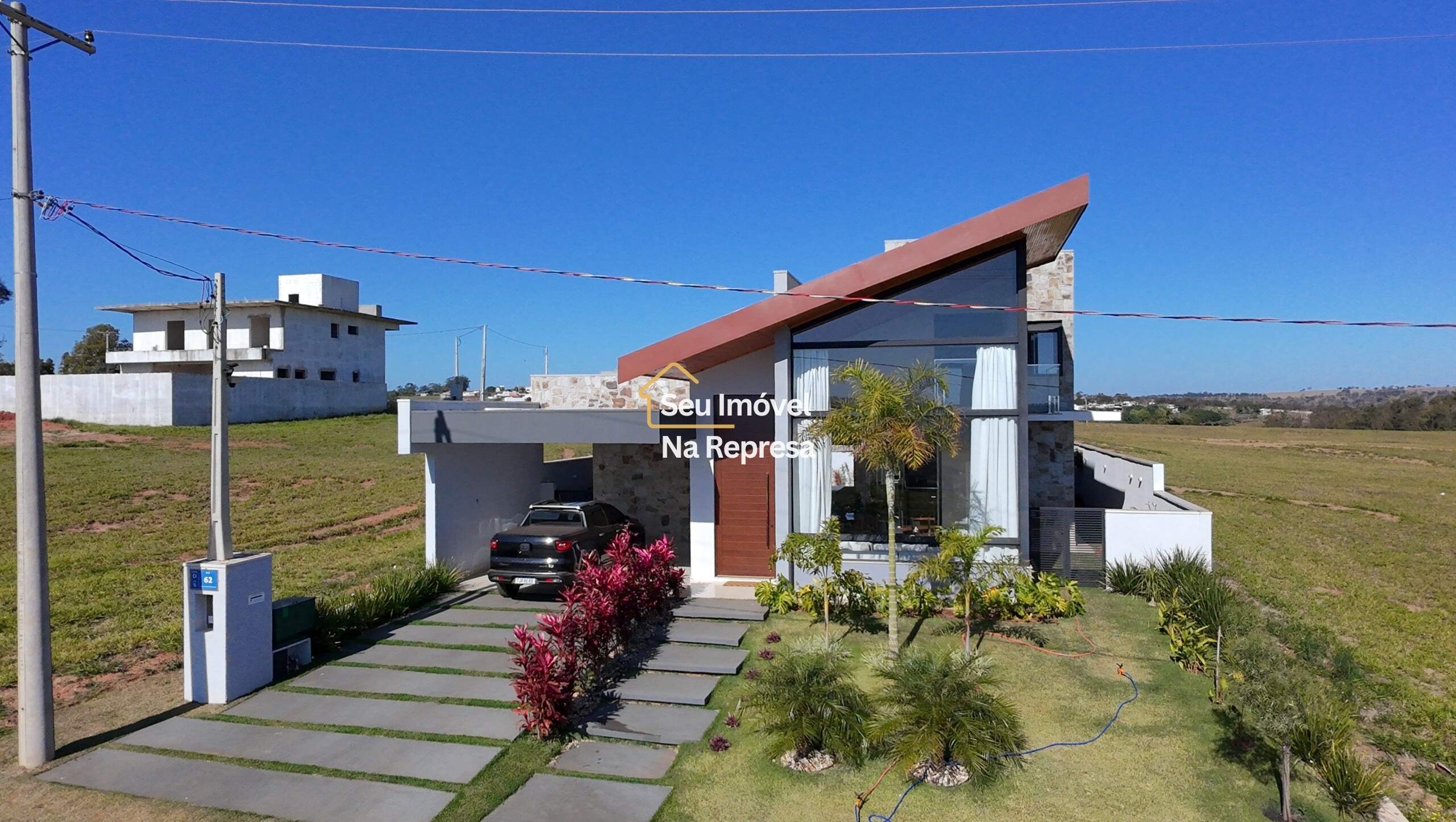 Casa à venda no Condomínio Riviera de Santa Cristina XIII HZC16II