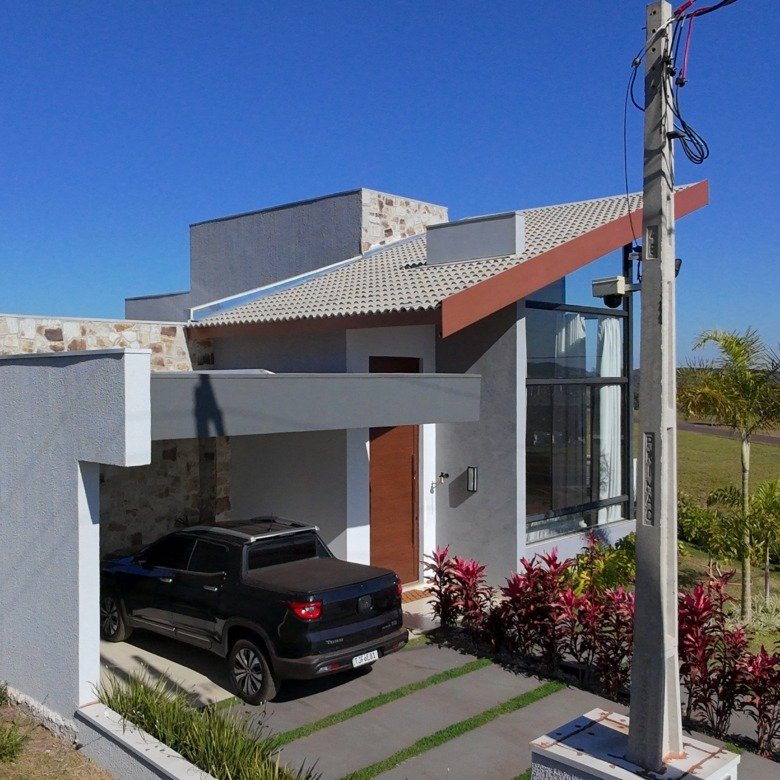 Casa à venda no Condomínio Riviera de Santa Cristina XIII HZC16II