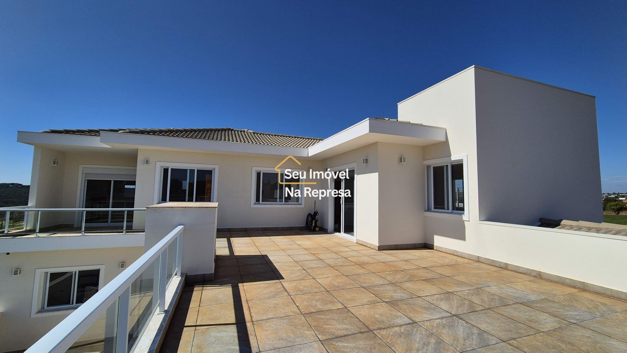 Casa à venda no Riviera de Santa Cristina XIII