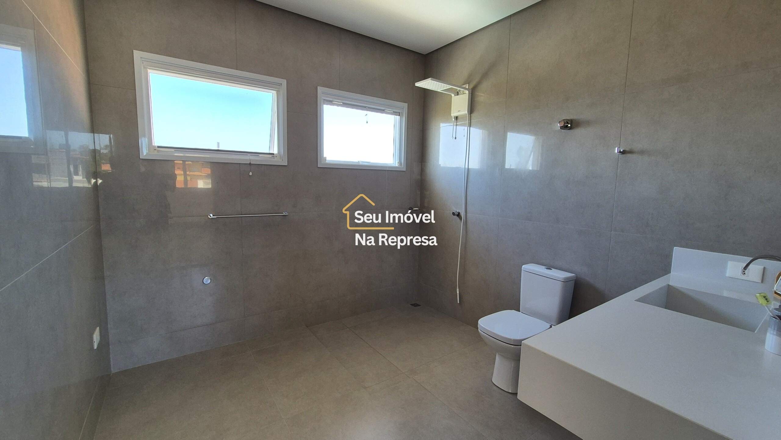 Casa à venda no Riviera de Santa Cristina XIII
