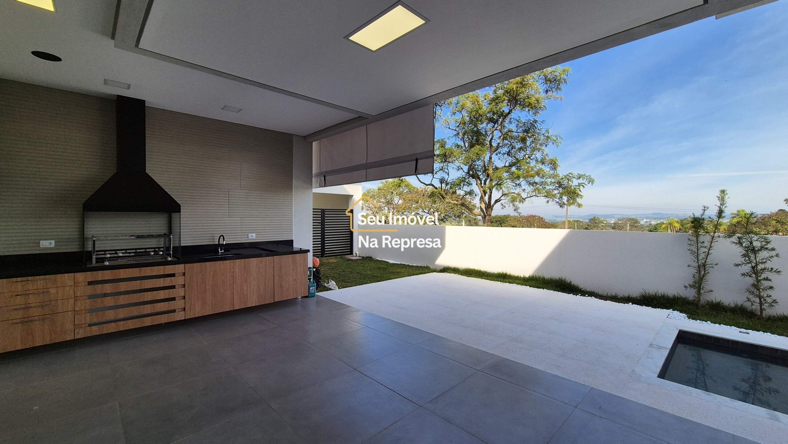 Casa à venda no Riviera de Santa Cristina XIII