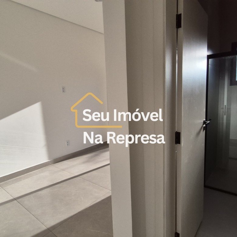 Casa à venda no Condomínio Riviera de Santa Cristina XIII HZH17OI
