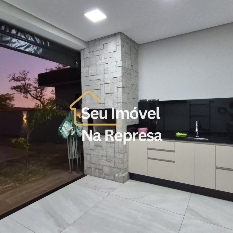 Casa à venda no Condomínio Riviera de Santa Cristina XIII HZF22RI