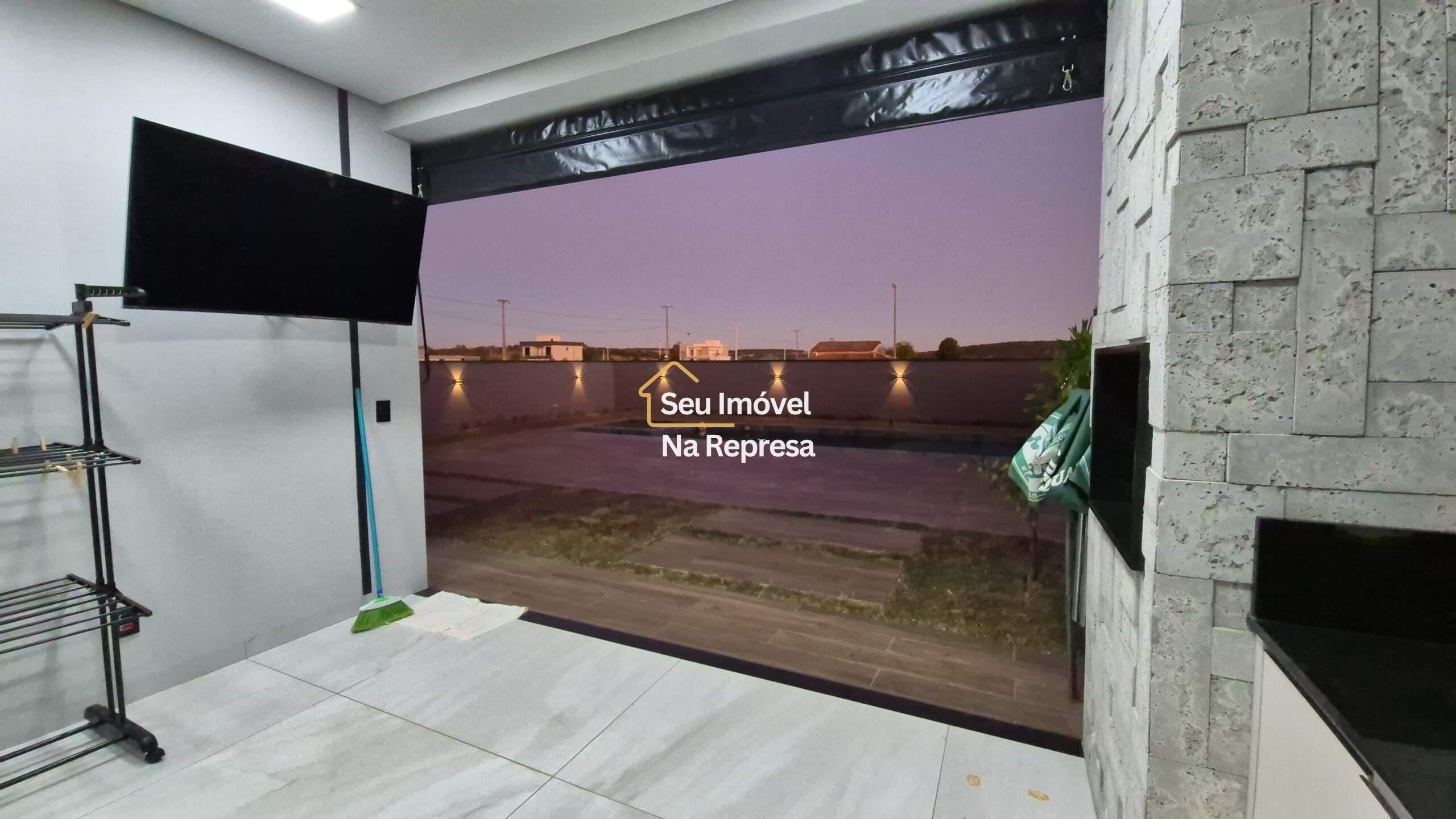 Casa à venda no Condomínio Riviera de Santa Cristina XIII HZF22RI