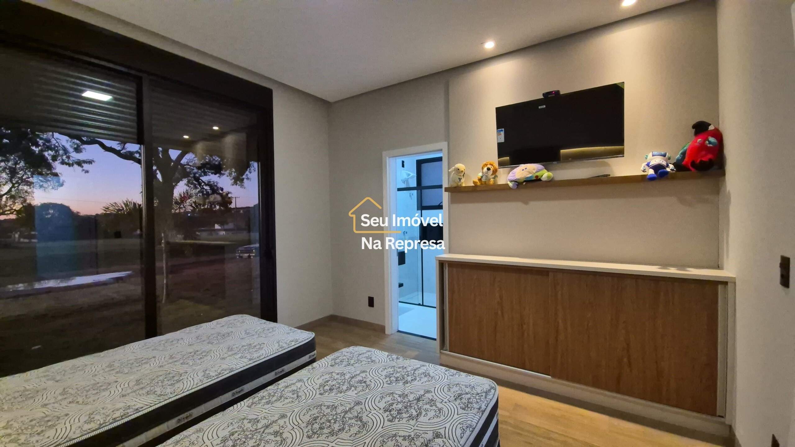 Casa à venda no Condomínio Riviera de Santa Cristina XIII HZF22RI