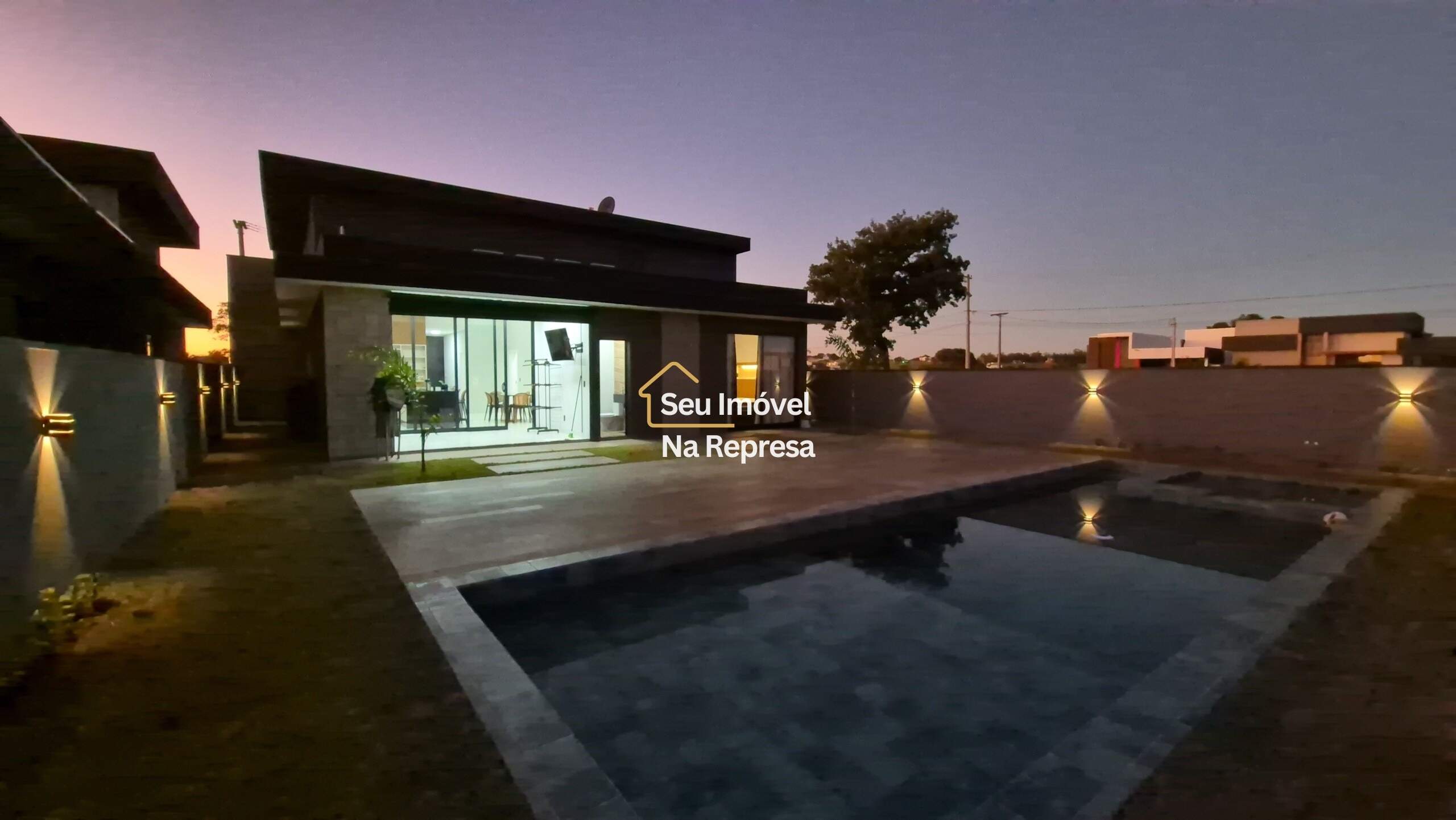 Casa à venda no Condomínio Riviera de Santa Cristina XIII HZF22RI