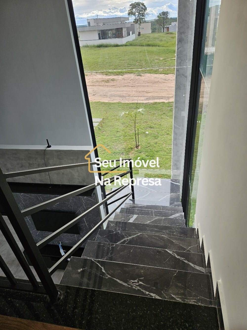 sobrado no Rivirera de santa cristina a venda