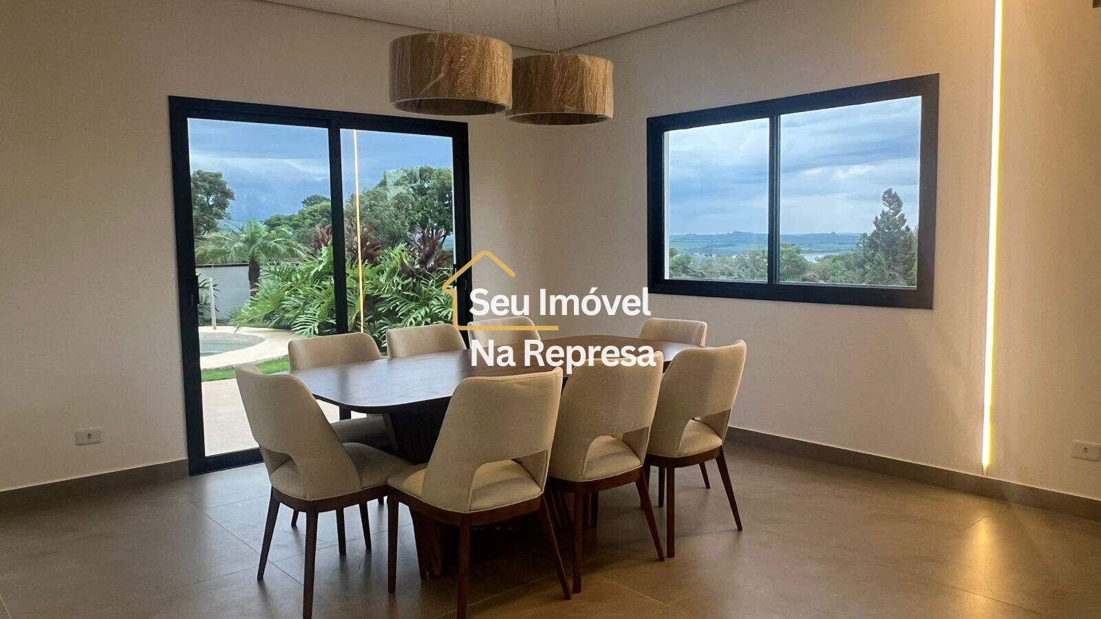Casa à venda no Condomínio Riviera de Santa Cristina XIII HZE13NI