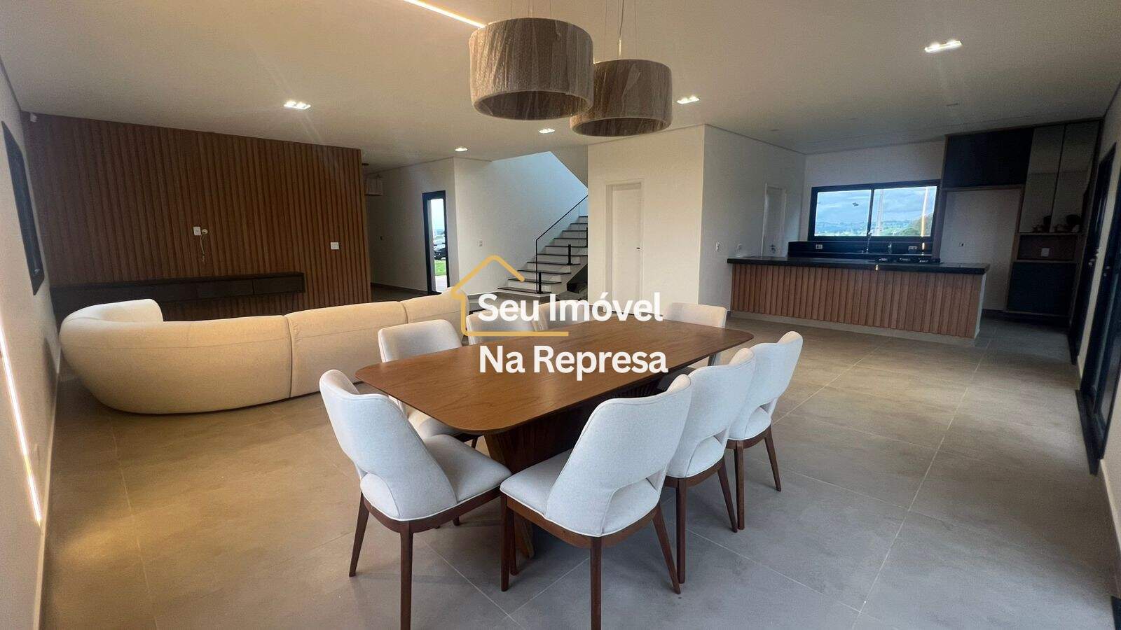 Casa à venda no Condomínio Riviera de Santa Cristina XIII HZE13NI