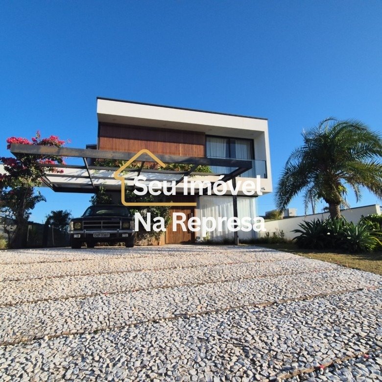 Casa à venda no Condomínio Riviera de Santa Cristina XIII HZH17OI