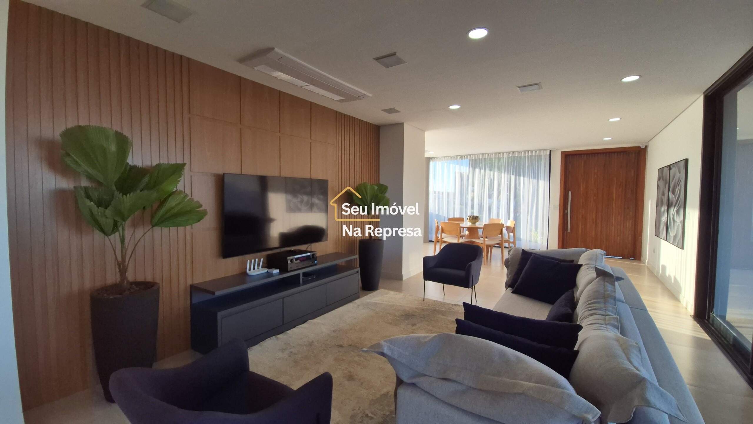 Casa à venda no Condomínio Riviera de Santa Cristina XIII HZH17OI