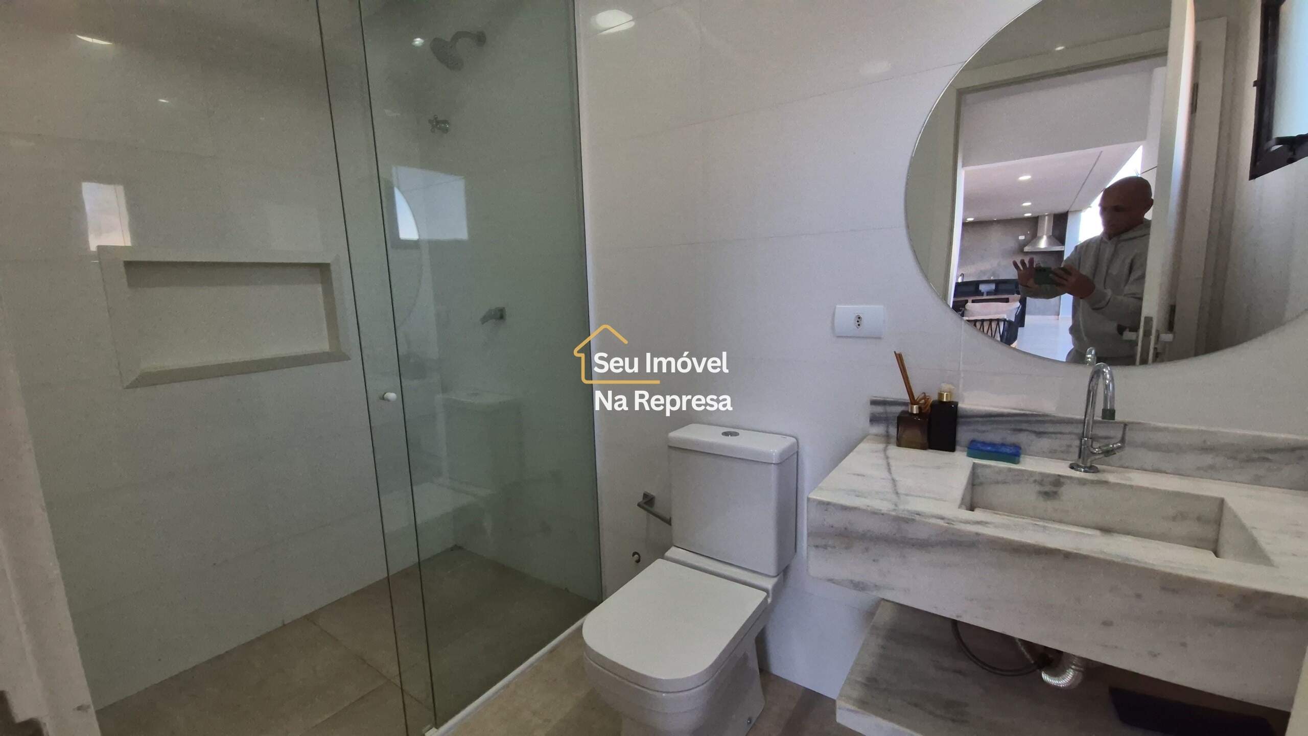 Casa à venda no Condomínio Riviera de Santa Cristina XIII HZH17OI