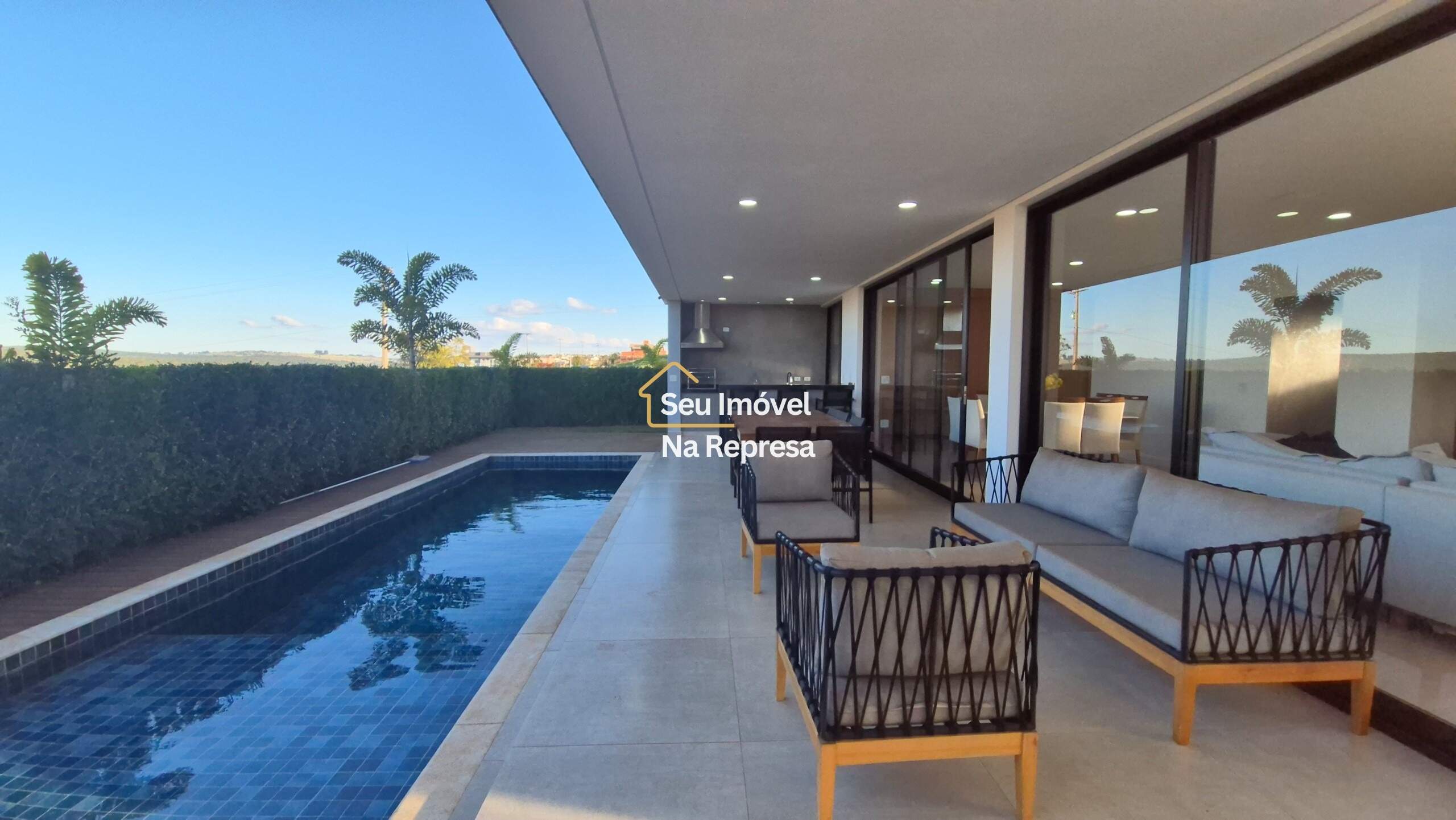 Casa à venda no Condomínio Riviera de Santa Cristina XIII HZH17OI