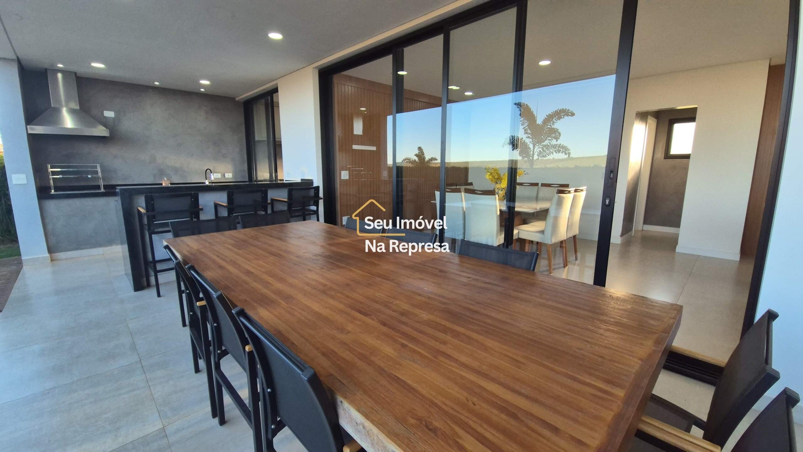 Casa à venda no Condomínio Riviera de Santa Cristina XIII HZH17OI