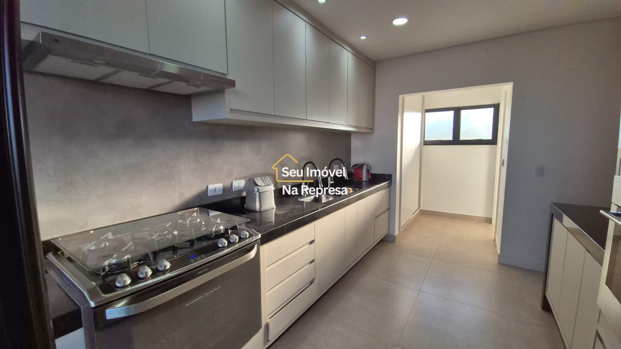Casa à venda no Condomínio Riviera de Santa Cristina XIII HZH17OI