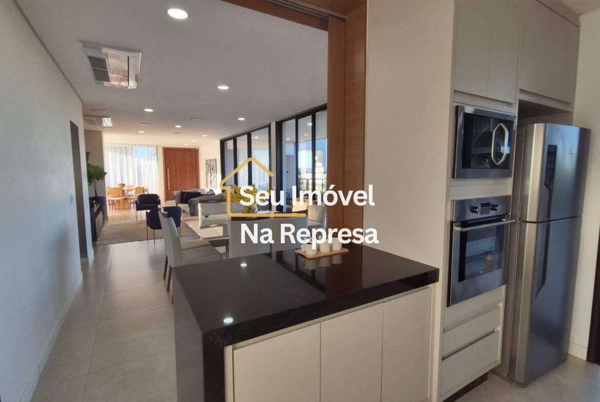 Casa à venda no Condomínio Riviera de Santa Cristina XIII HZH17OI