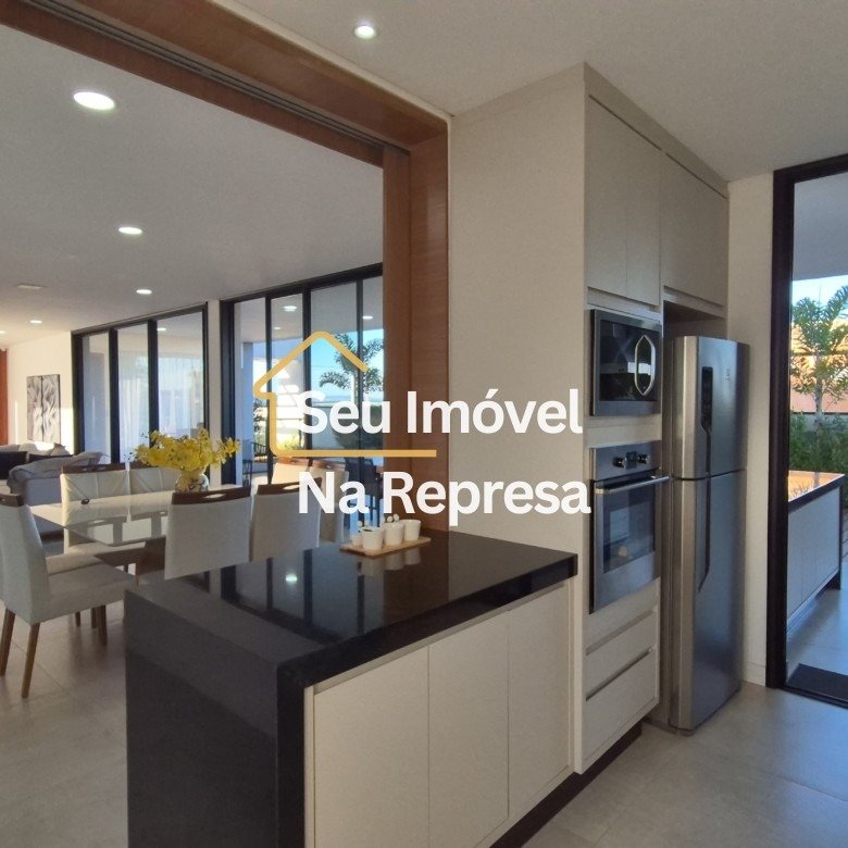 Casa à venda no Condomínio Riviera de Santa Cristina XIII HZH17OI
