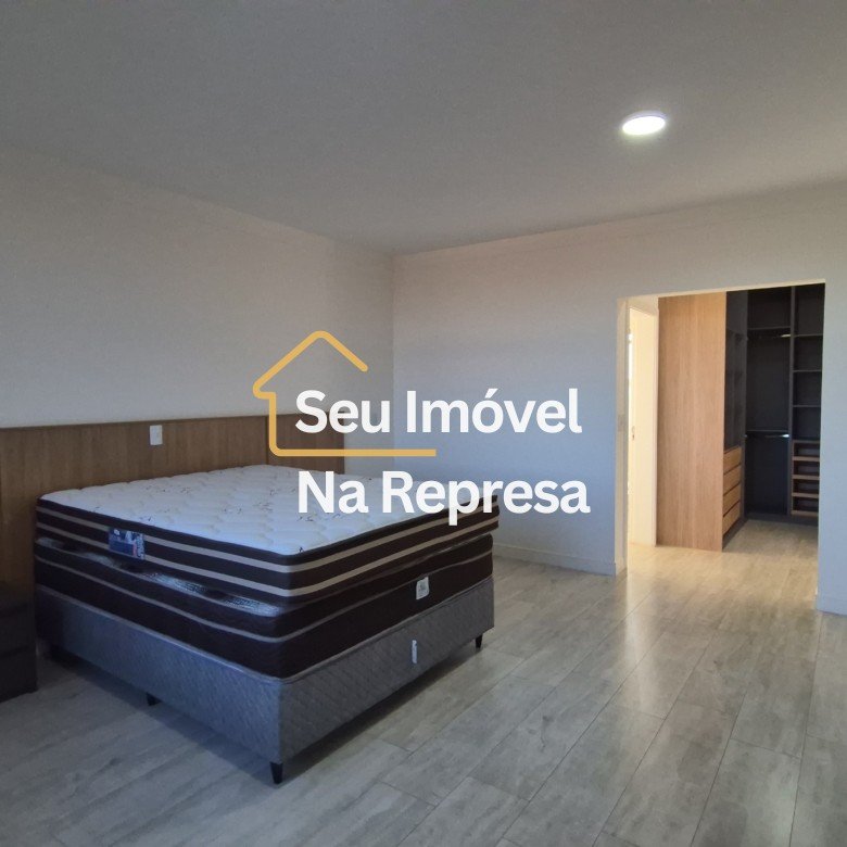 Casa à venda no Condomínio Riviera de Santa Cristina XIII HZH17OI