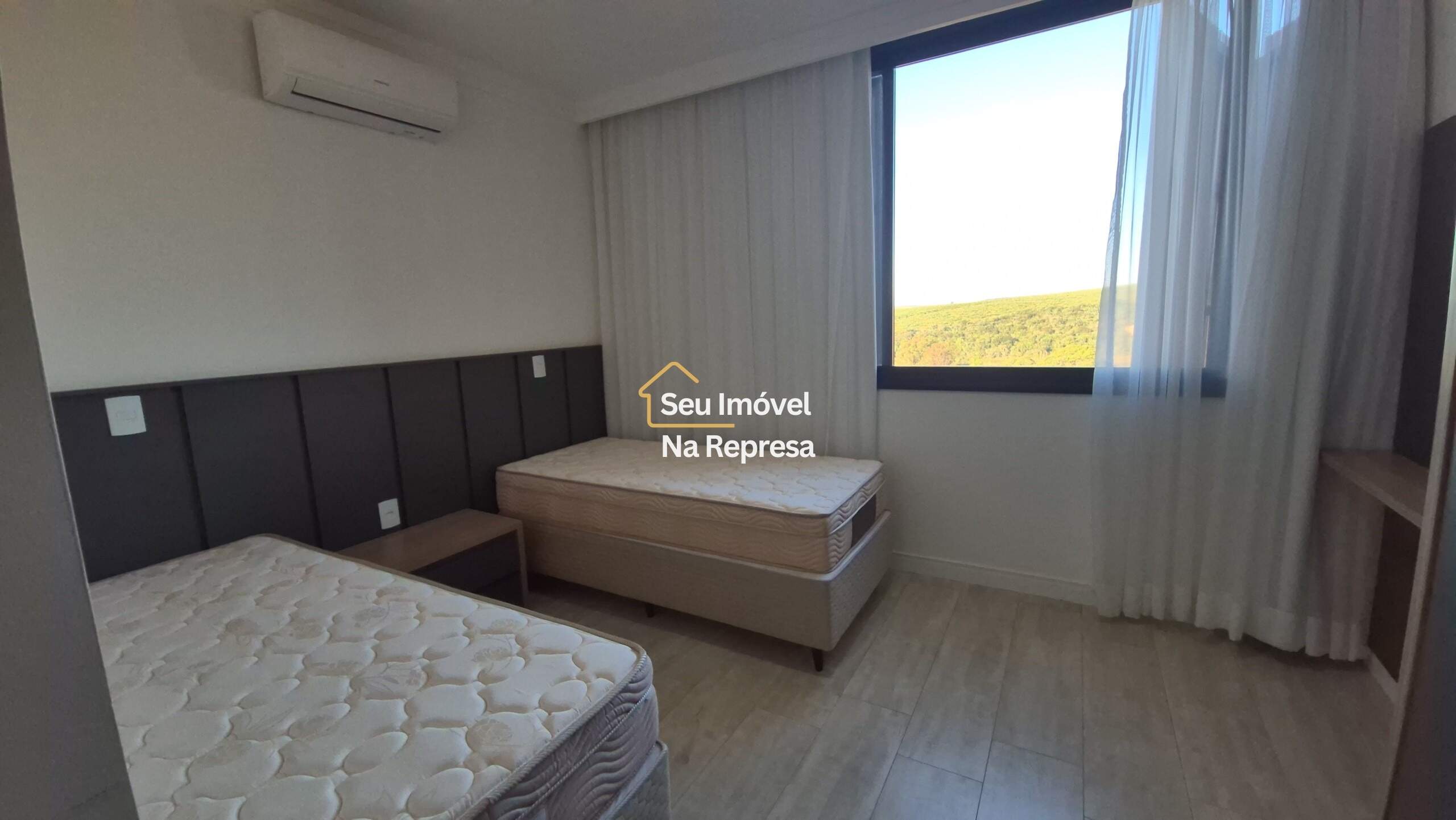 Casa à venda no Condomínio Riviera de Santa Cristina XIII HZH17OI