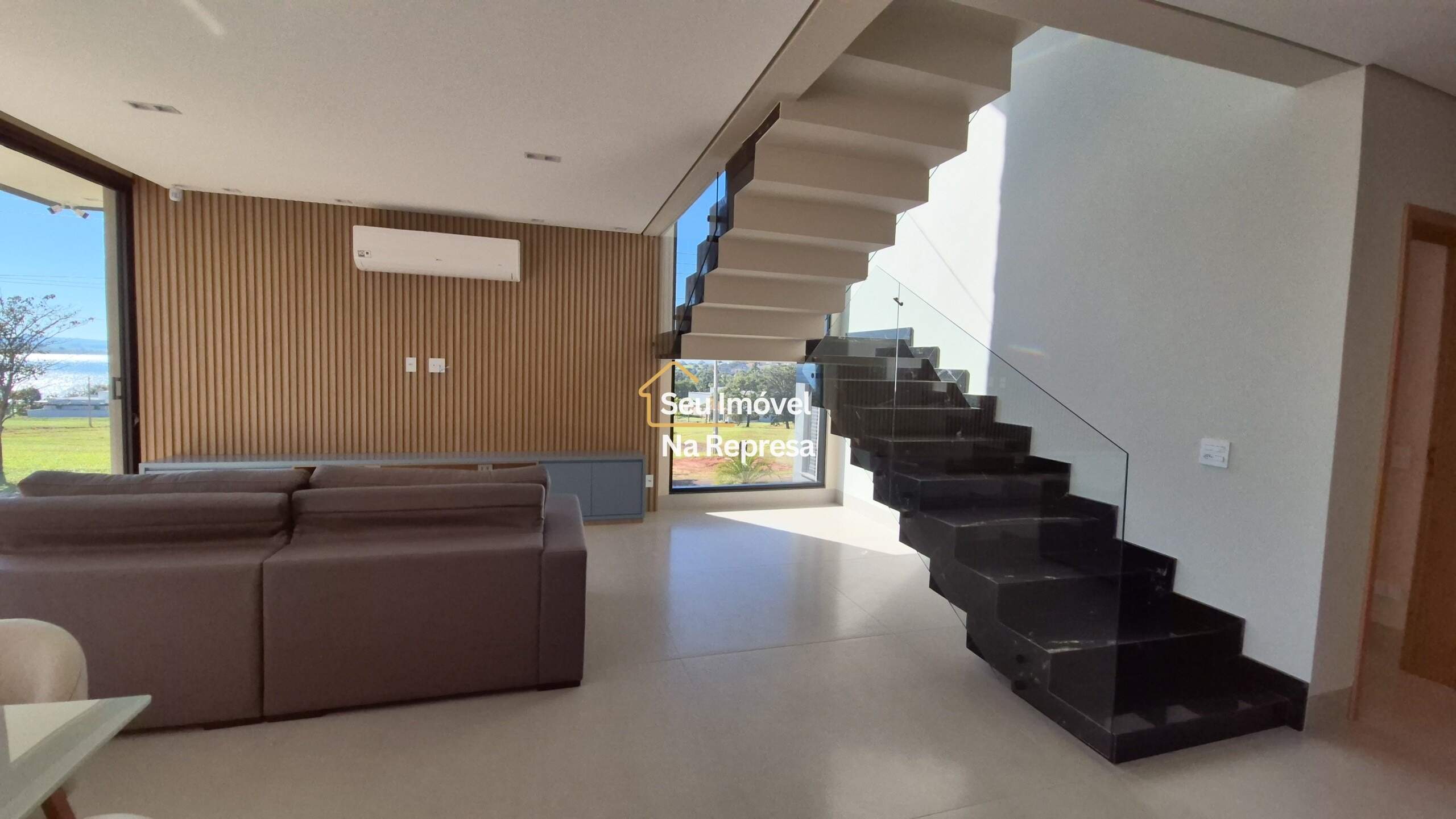 Mansão com vista incrível a venda