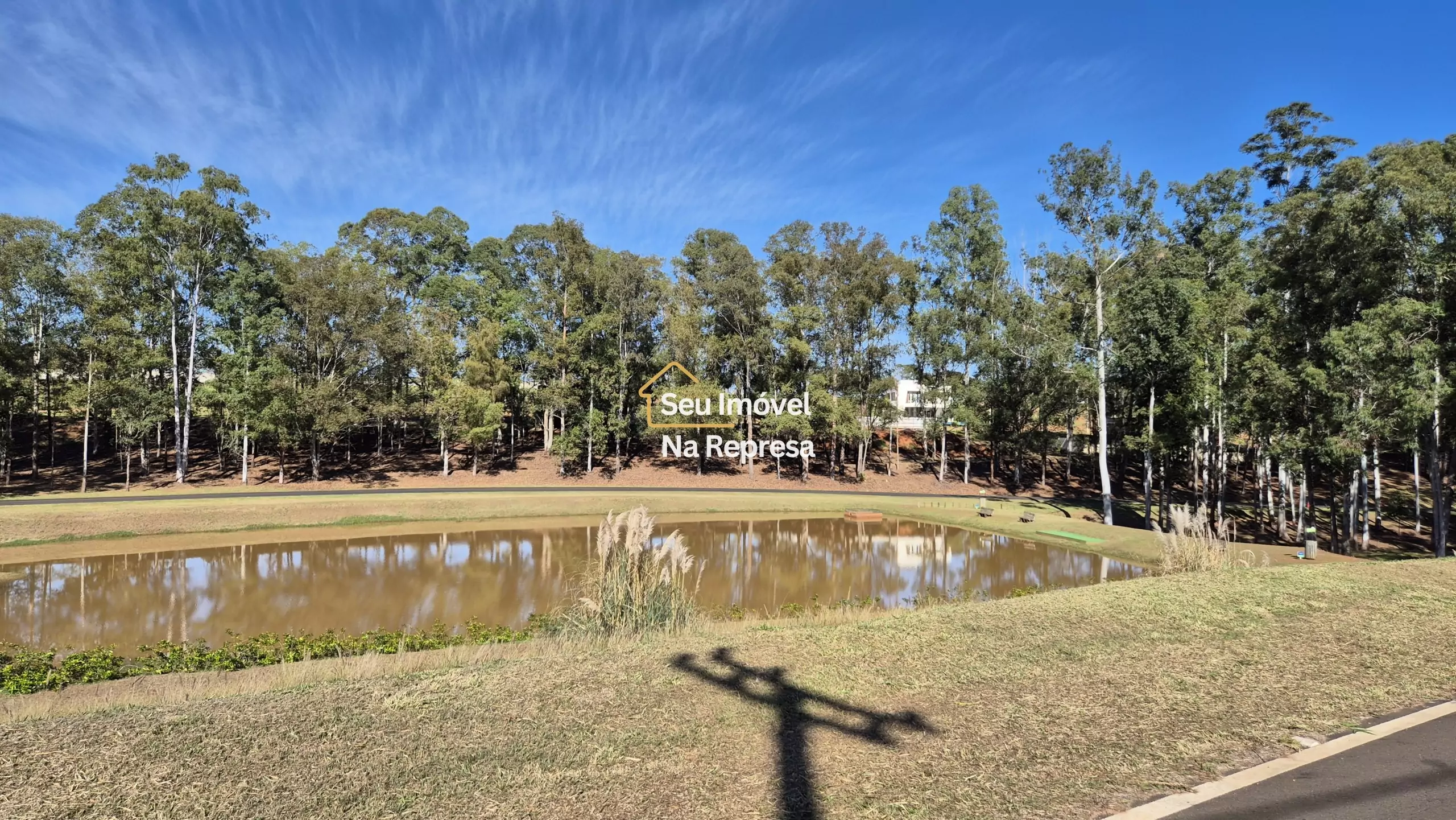 LOTE FRENTE PARA O LAGO – SETOR IATE Riviera de Santa Cristina XIII