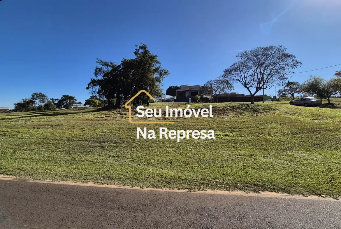 LOTE FRENTE PARA O LAGO – SETOR IATE Riviera de Santa Cristina XIII