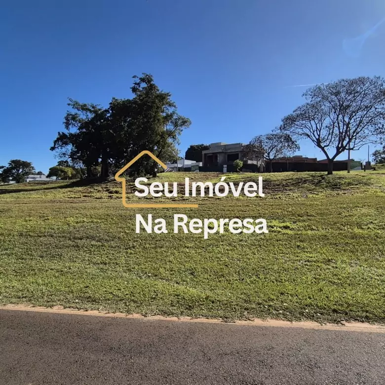 LOTE FRENTE PARA O LAGO – SETOR IATE Riviera de Santa Cristina XIII