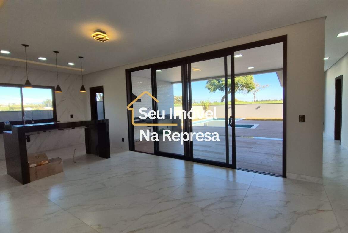 OPORTUNIDADE! CASA NOVA COM 3 SUÍTES E PISCINA PRIVATIVA – RIVIERA XIII