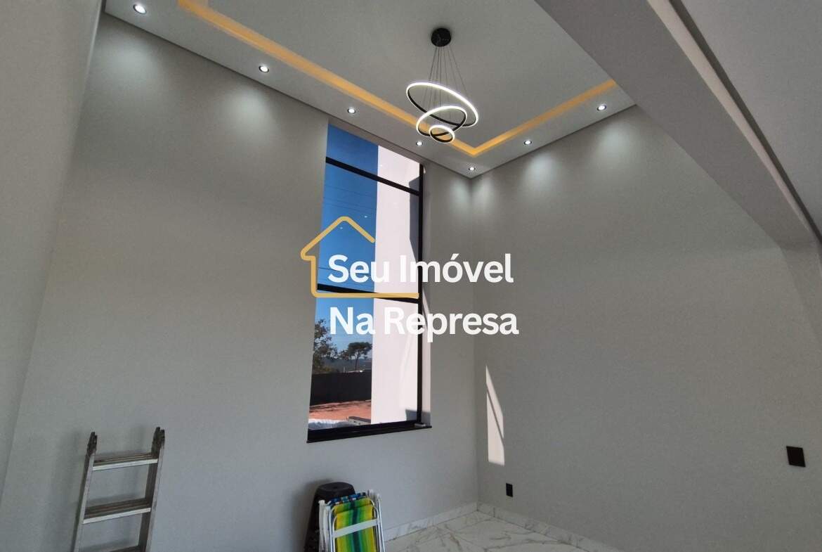 OPORTUNIDADE! CASA NOVA COM 3 SUÍTES E PISCINA PRIVATIVA – RIVIERA XIII