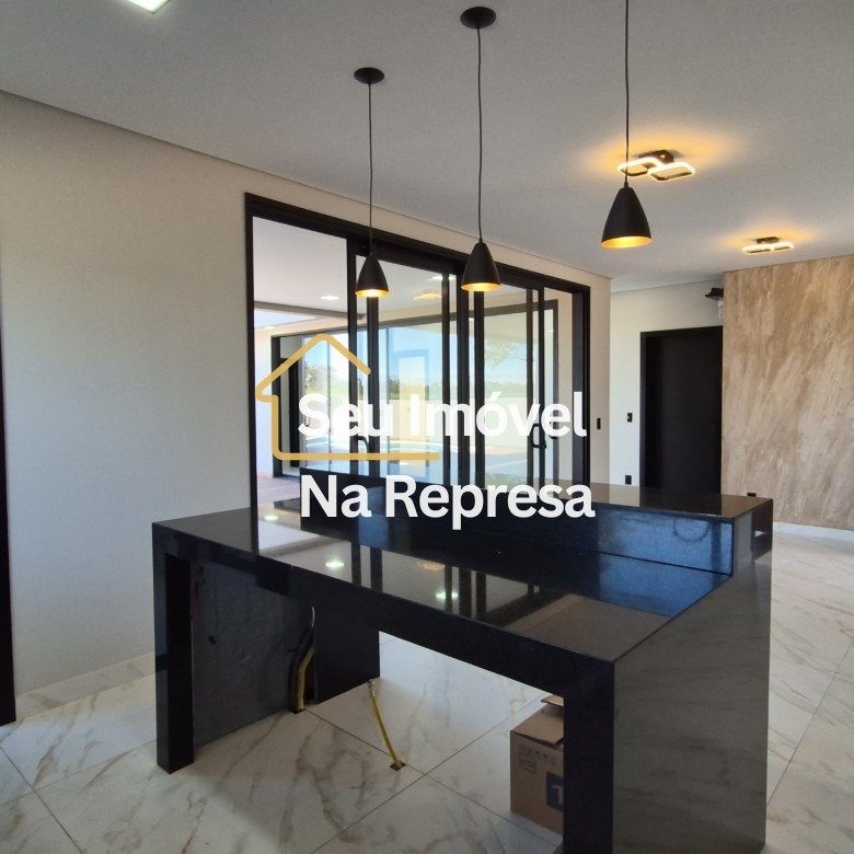 OPORTUNIDADE! CASA NOVA COM 3 SUÍTES E PISCINA PRIVATIVA – RIVIERA XIII