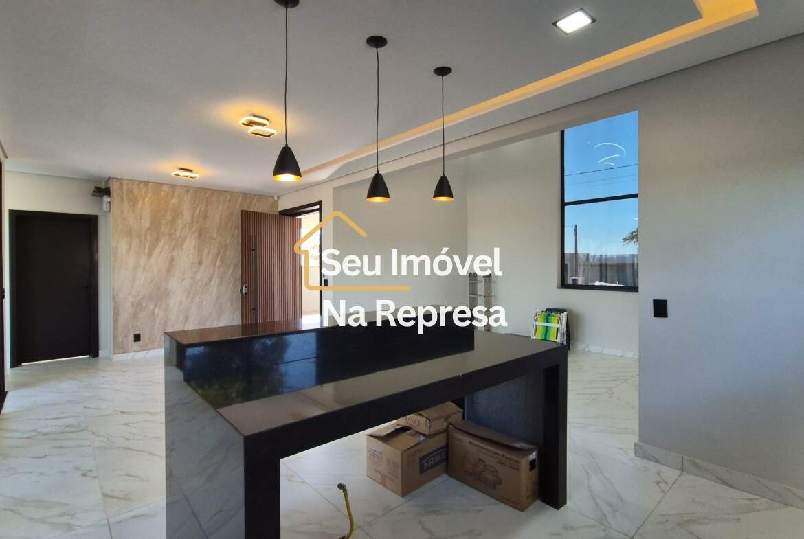 OPORTUNIDADE! CASA NOVA COM 3 SUÍTES E PISCINA PRIVATIVA – RIVIERA XIII