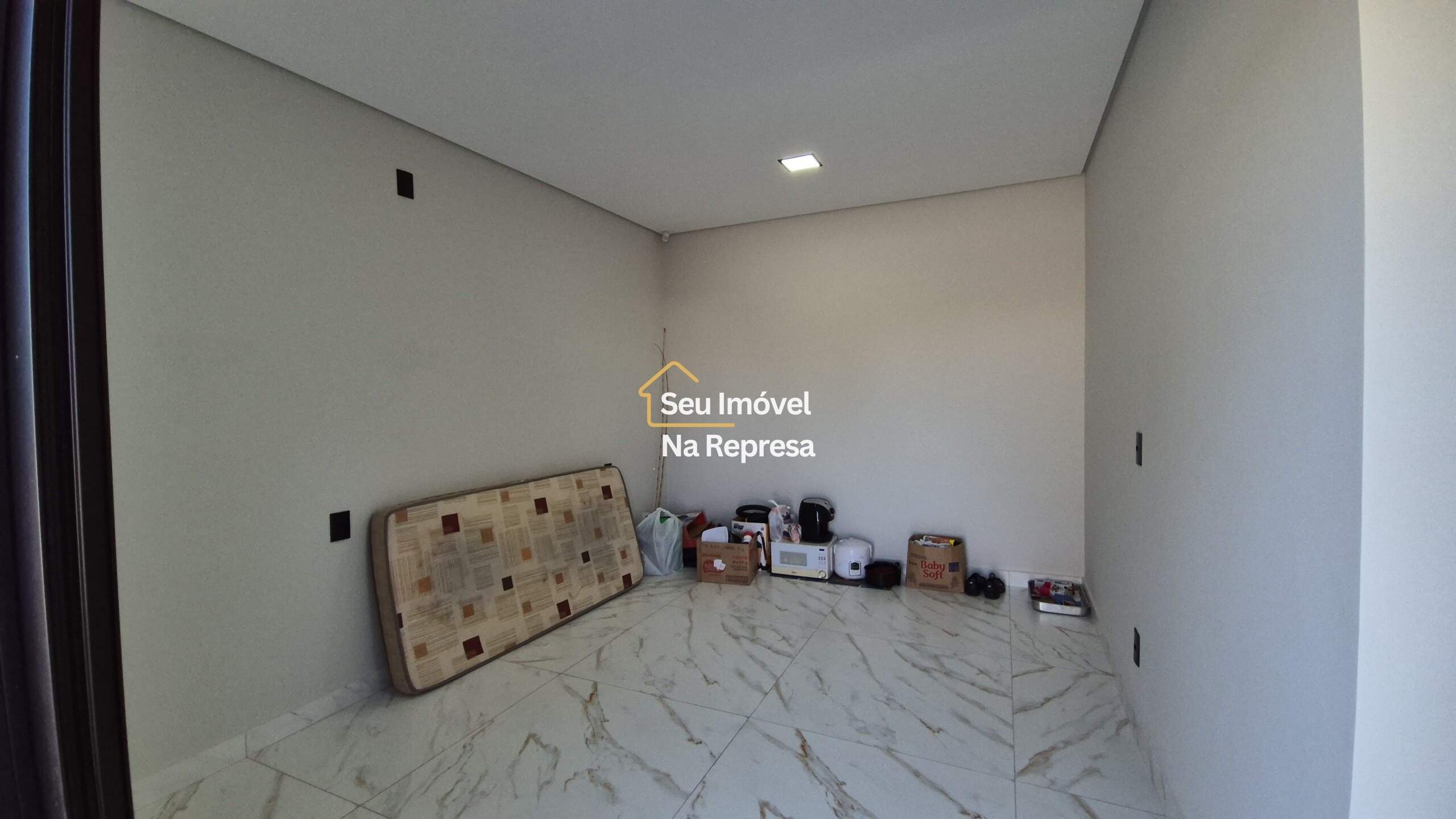 OPORTUNIDADE! CASA NOVA COM 3 SUÍTES E PISCINA PRIVATIVA – RIVIERA XIII