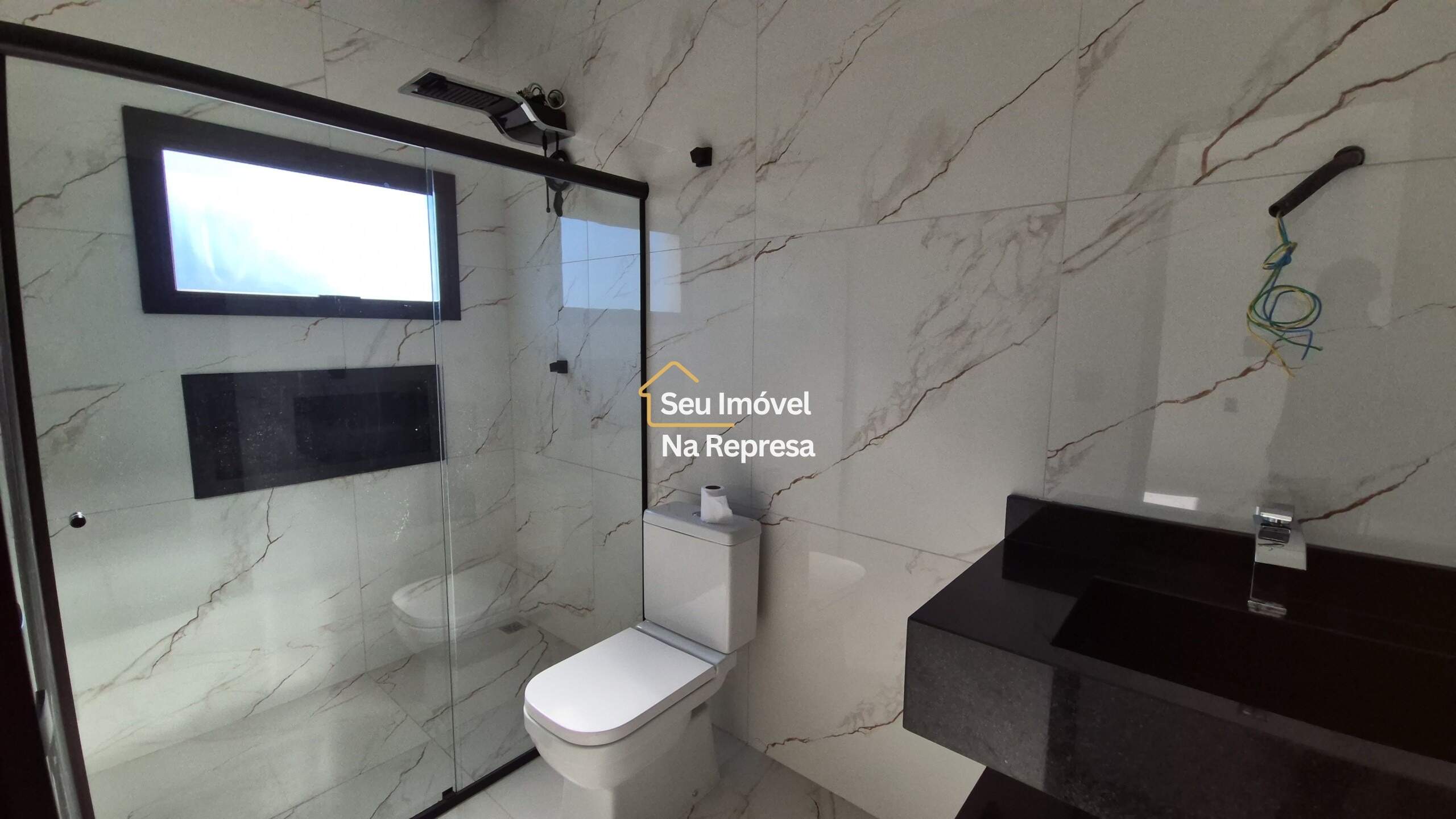 OPORTUNIDADE! CASA NOVA COM 3 SUÍTES E PISCINA PRIVATIVA – RIVIERA XIII