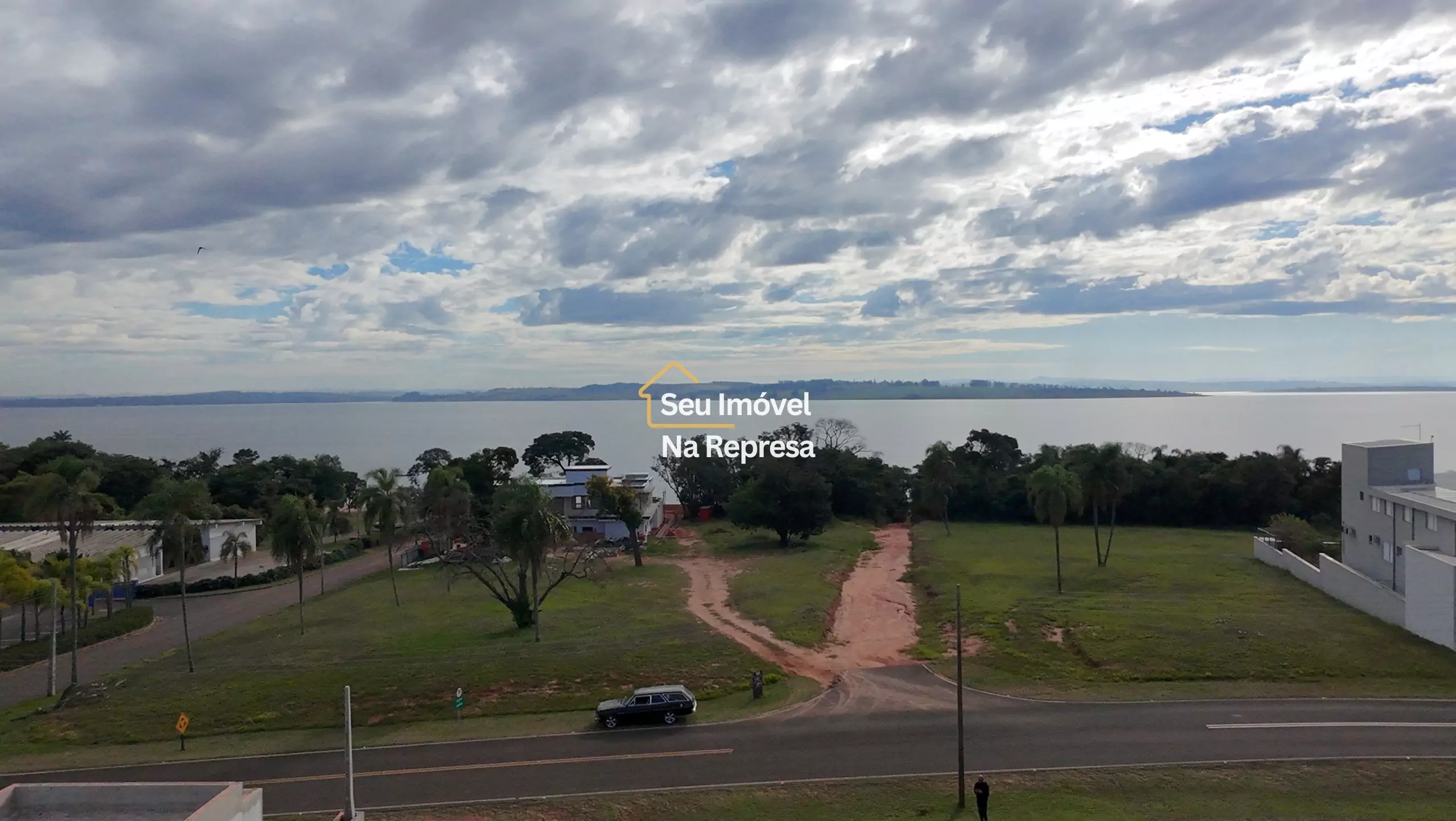 lote próximo ao clube marina no riviera 13